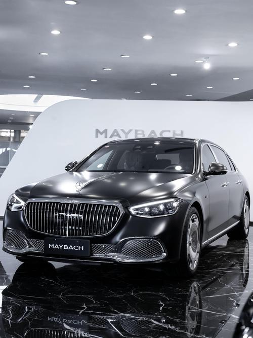 广州190岚图汽车的售后服务让用户无忧出行，迈巴赫未来的豪华车趋势